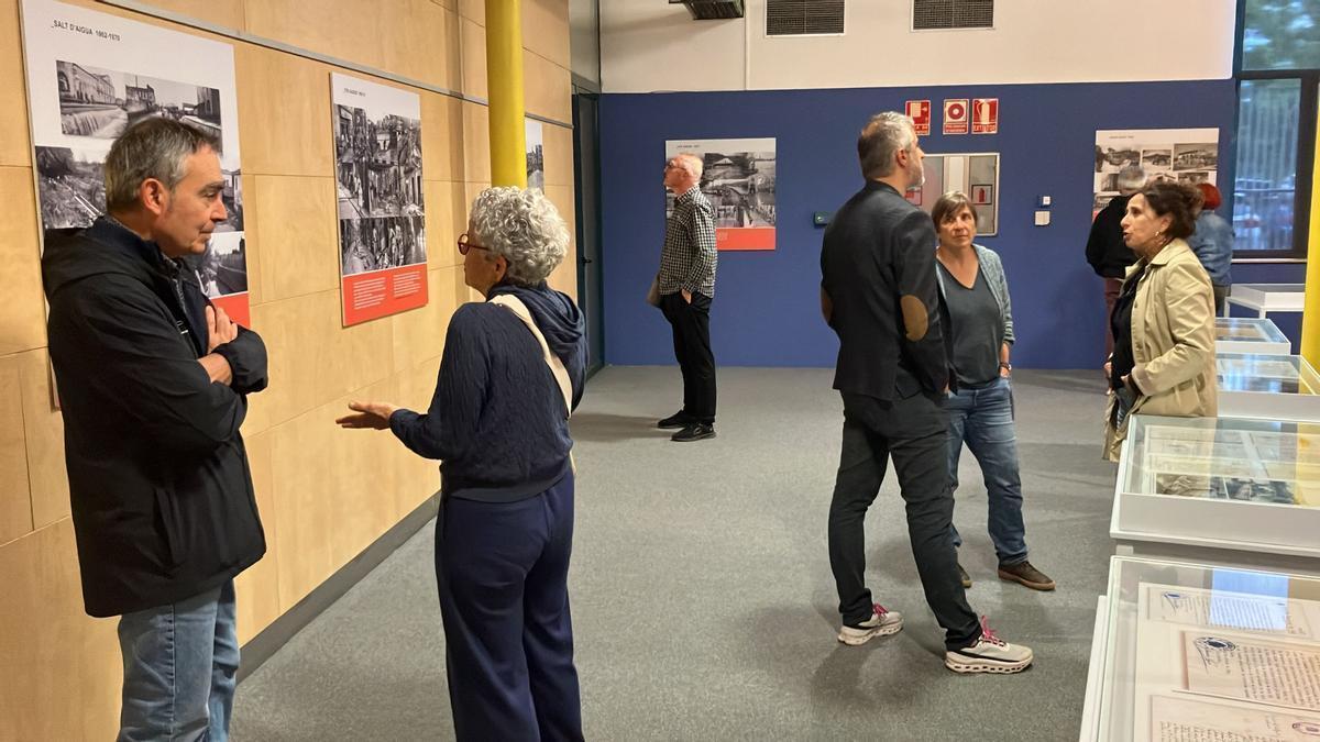 La inauguració de l'exposició.