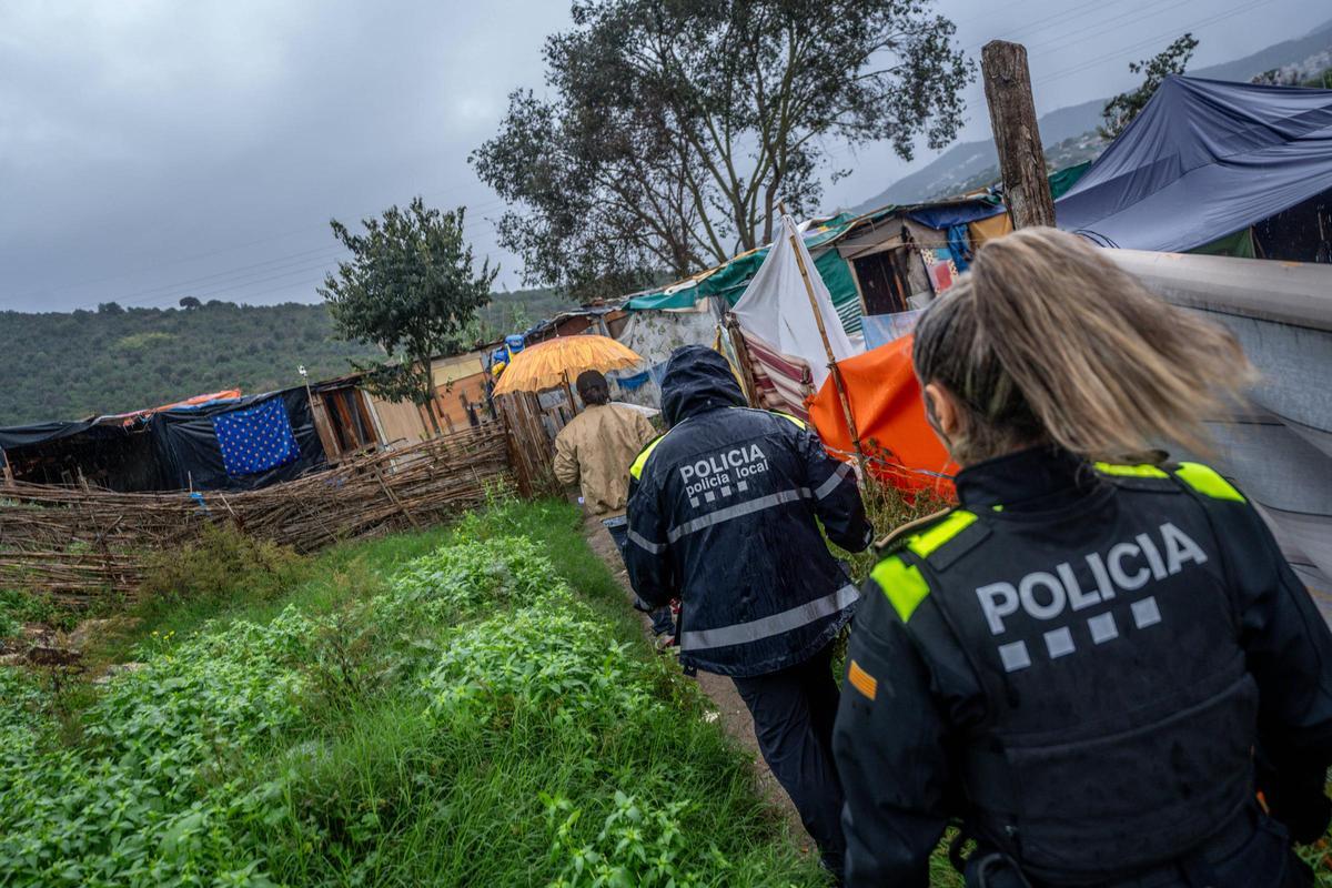 Cuenta atrás para el desalojo del campamento de chabolas de Montcada