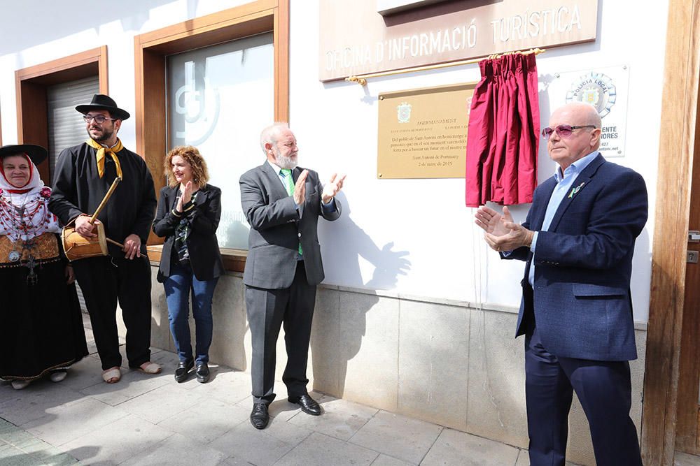 La Puebla de Cazalla y Sant Antoni formalizan un hermanamiento