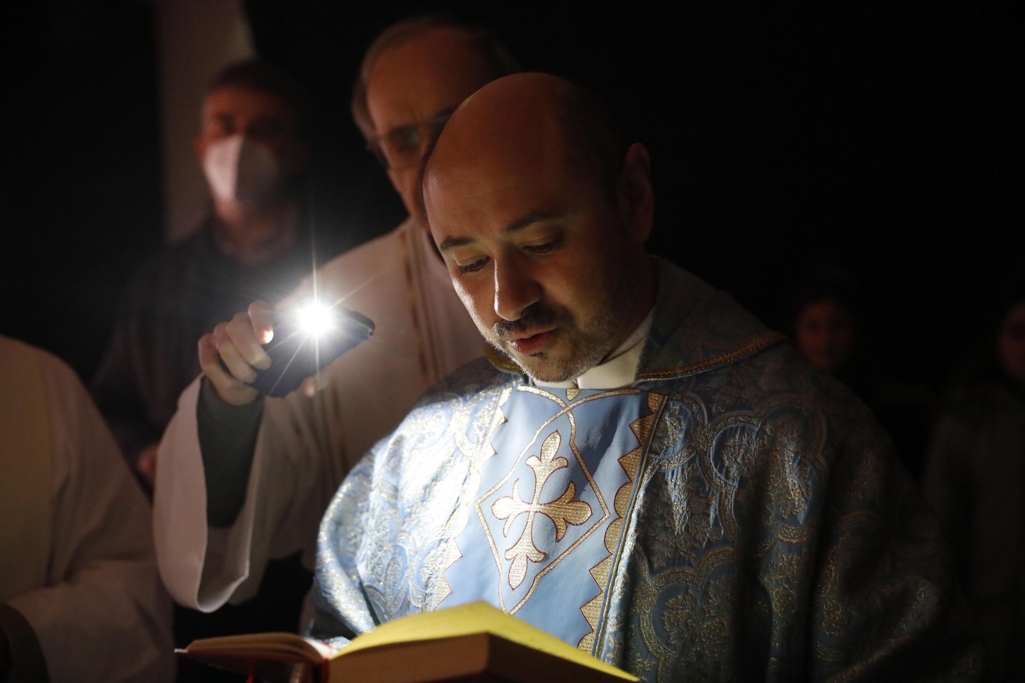 En imágenes: El colegio de la Inmaculada celebra la festividad de la Virgen e inaugura el Belén