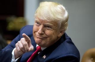 Trump cree que si lo llevan a juicio político la gente se "sublevaría"