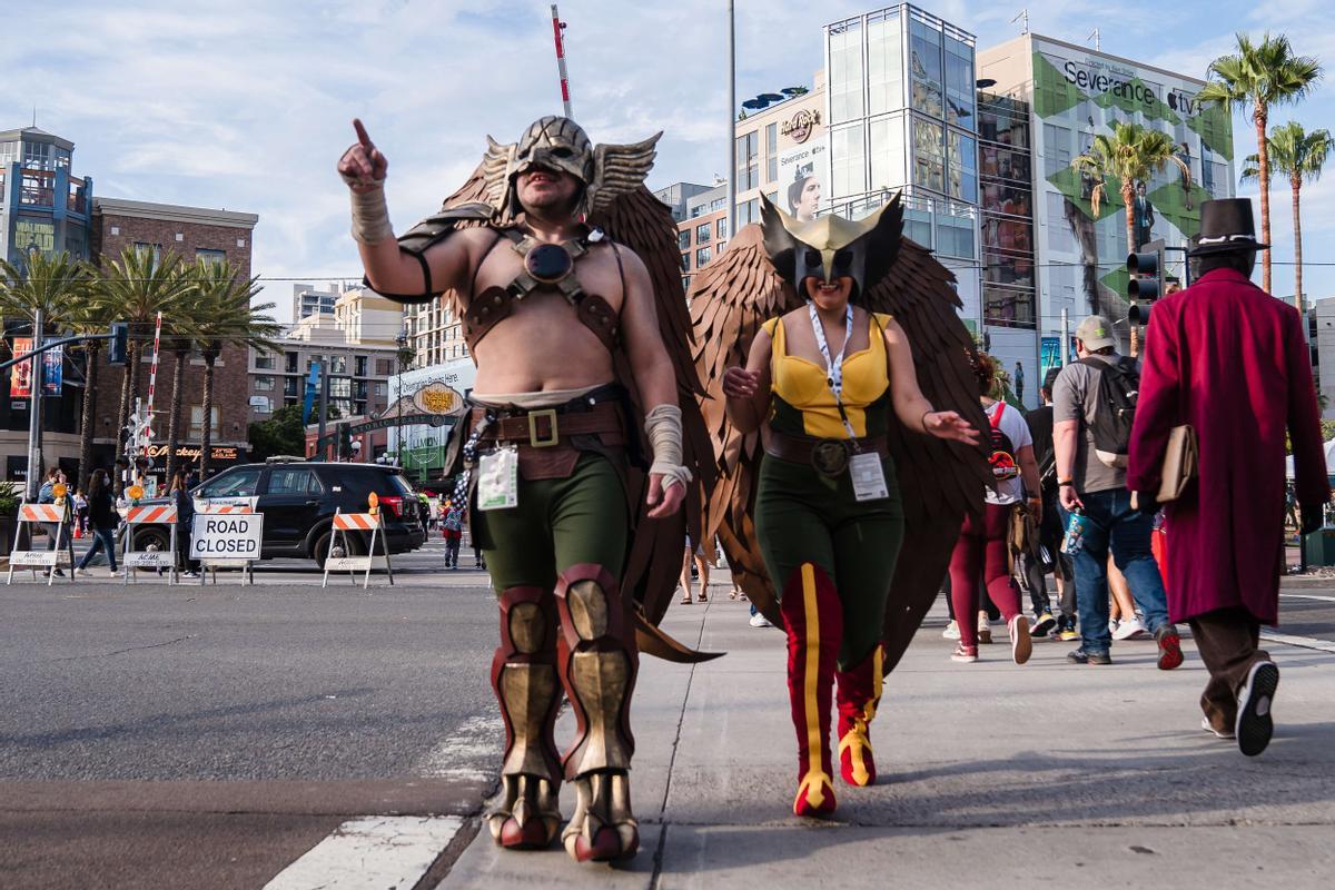 Asistentes, disfrazados, al Comic-con de San Diego