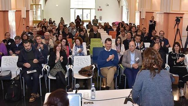 Xixona pone en valor la almendra marcona y pide cambiar su comercialización