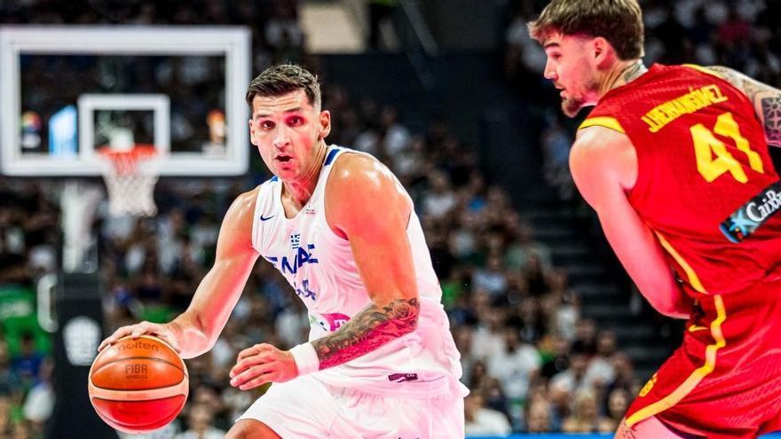 Grecia batte una competitiva Spagna che si complica il biglietto per il Mondiale