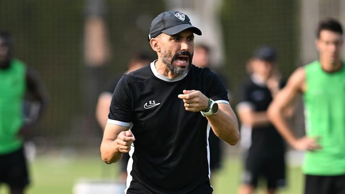 Eder Sarabia durante una sesión de entrenamiento.