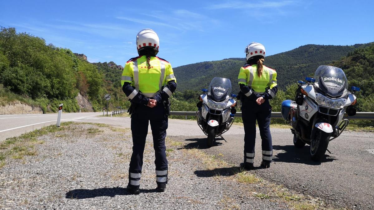 Els Mosos denuncien set persones per conduir sense permís en un mes i mig al Solsonès