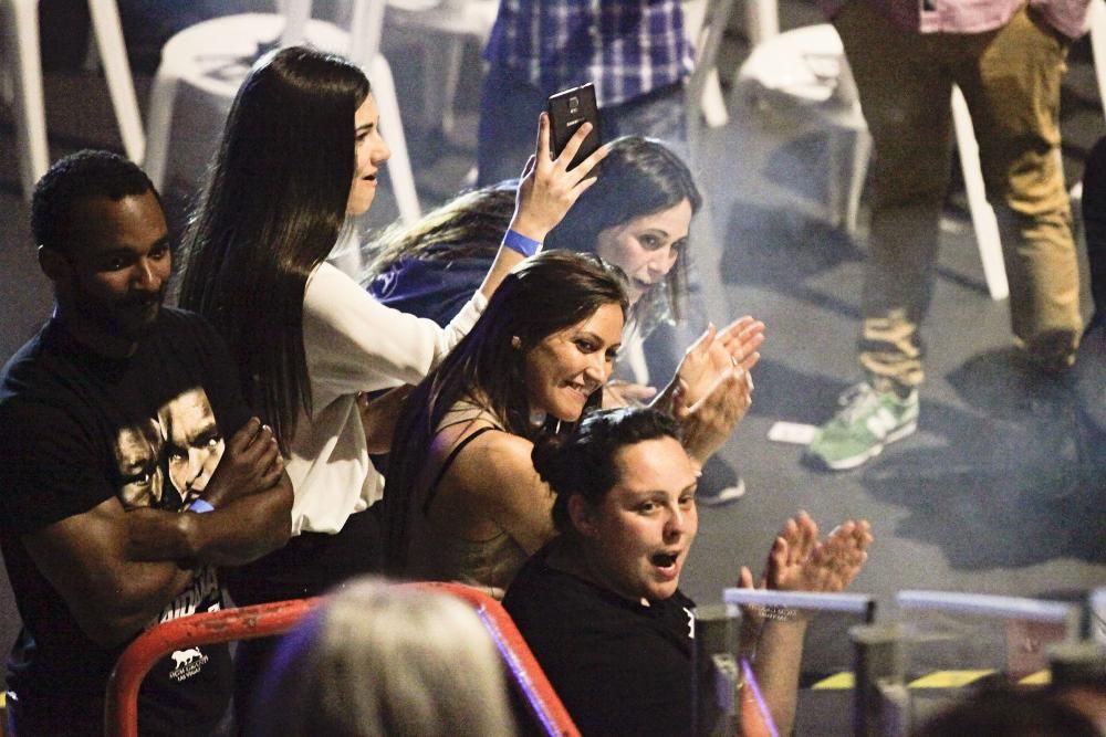 Velada en el Palacio de los Deportes de La Guía