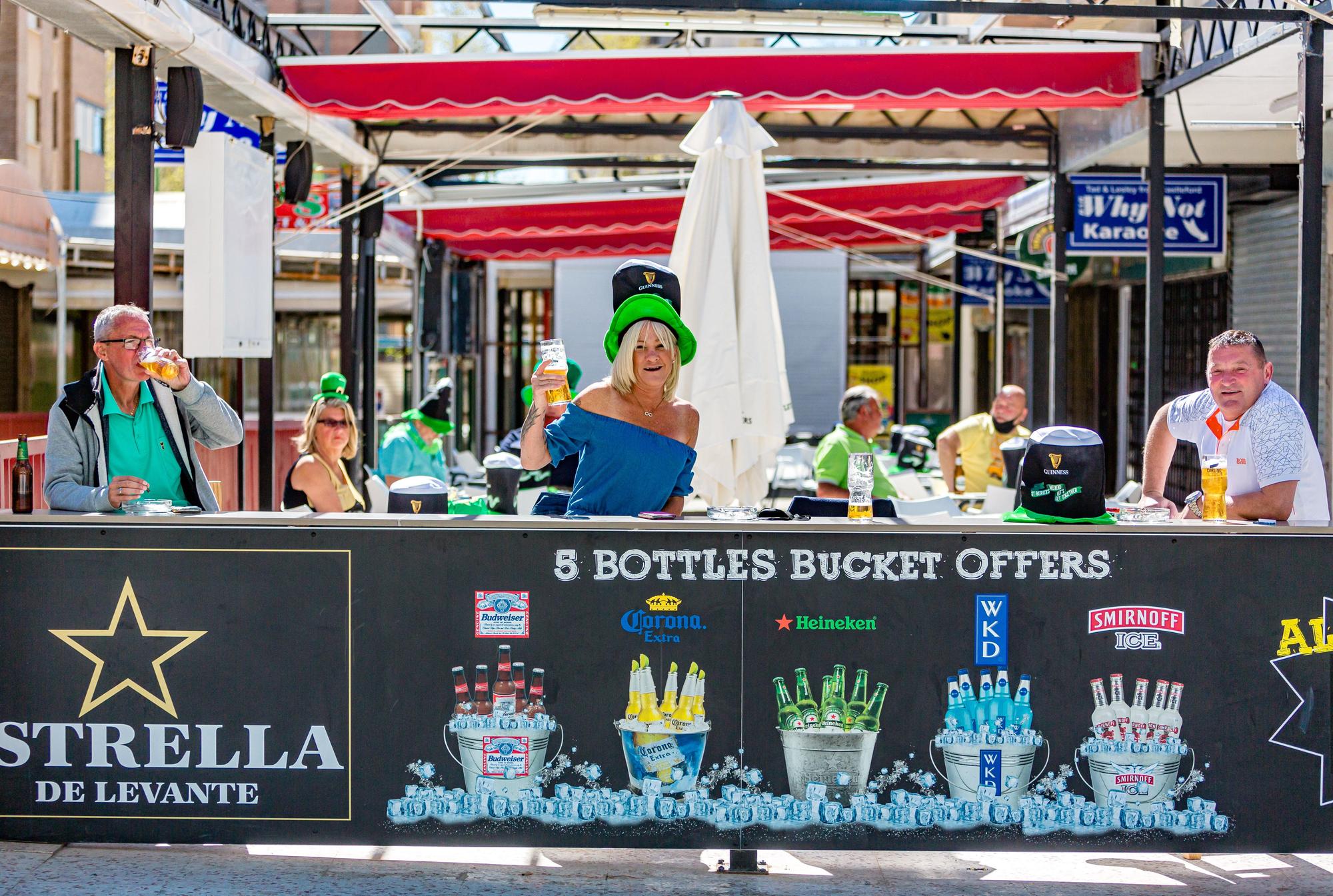 Celebración de St Patrick's Day en Benidorm