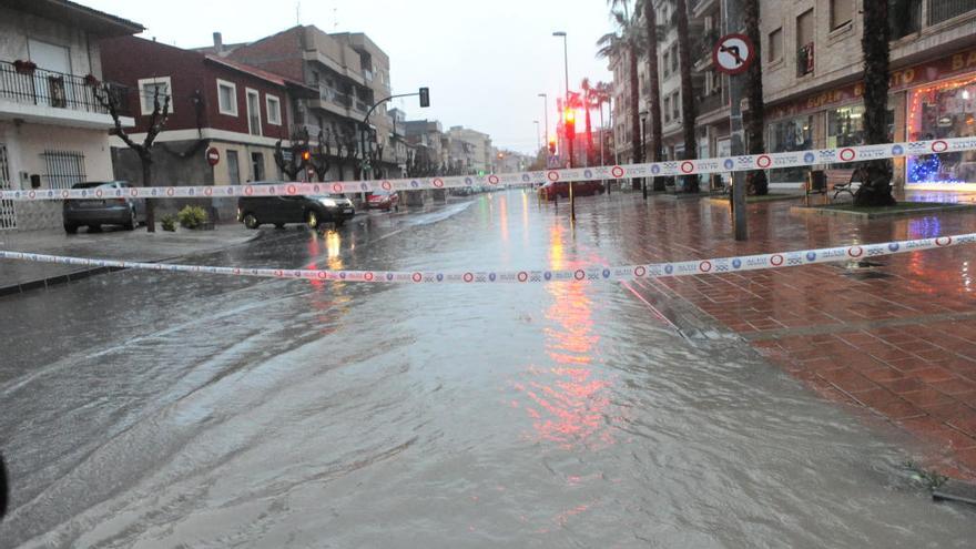 Estas son las calles cortadas en Murcia por el temporal