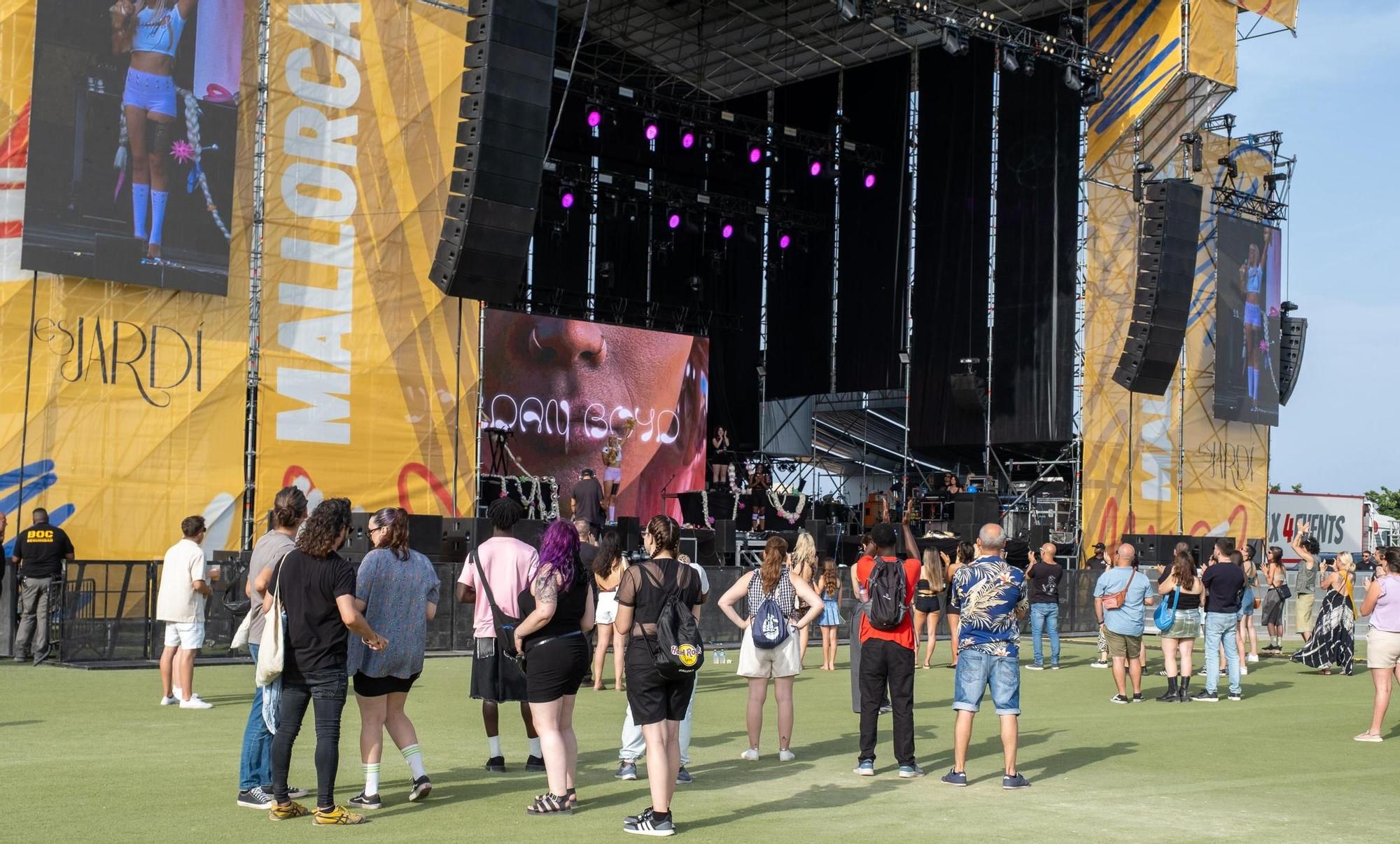 Los primeros artistas locales actuan en el Mallorca Live Festival