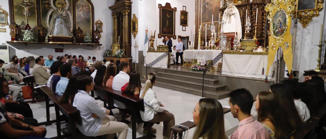 Oración de los Jóvenes por la Paz en el Mundo en la iglesia de Capuchinos.