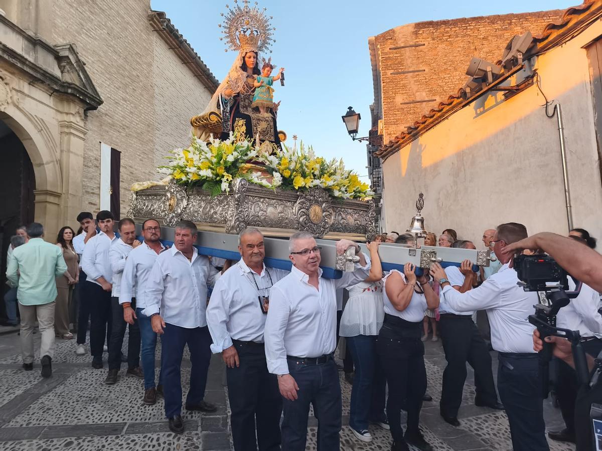 Salida de la Virgen del Carmen de Bujalance.