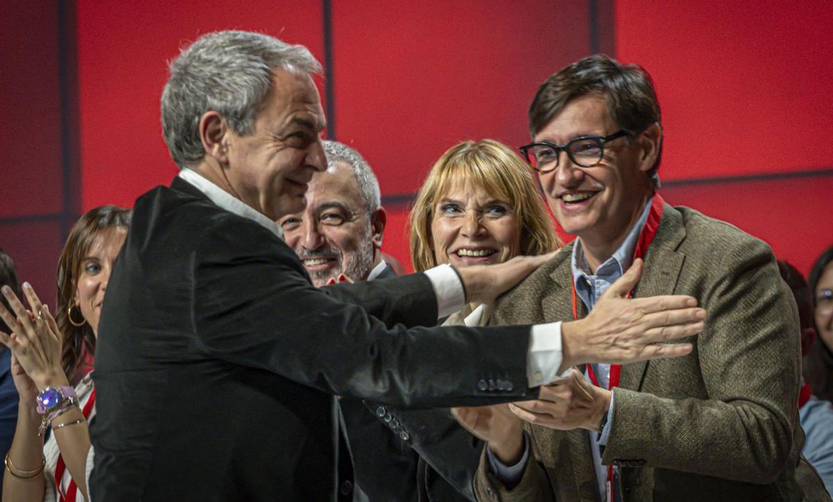 Zapatero demana al sobiranisme que deixi governar Illa si guanya