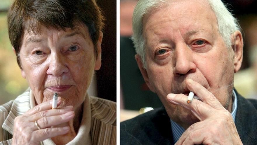 Foto compuesta que muestra al ex canciller alemán Helmut Schmidt (d); mientras fumaba un cigarrillo el 26 de octubre de 2007 y a su esposa Loki Schmidt, haciendo lo mismo, el 14 de octubre de 2004, en Ahrensburg, Alemania. La fiscalía de Hamburgo abrió sumario contra el ex Canciller germano y su esposa Loki por fumar en lugares públicos, algo que está prohibido por la ley alemana desde el pasado 1 de enero. Ambos fueron denunciados por la Iniciativa de No Fumadores de Wiesbaden, que acusa además al anciano matrimonio de 89 y 88 años de lesiones corporales por amenazar con su nicotismo la salud de las personas que les rodeaban