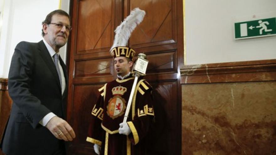 Rajoy, sobre la Constitución: &quot;Creo que está en pleno vigor&quot;