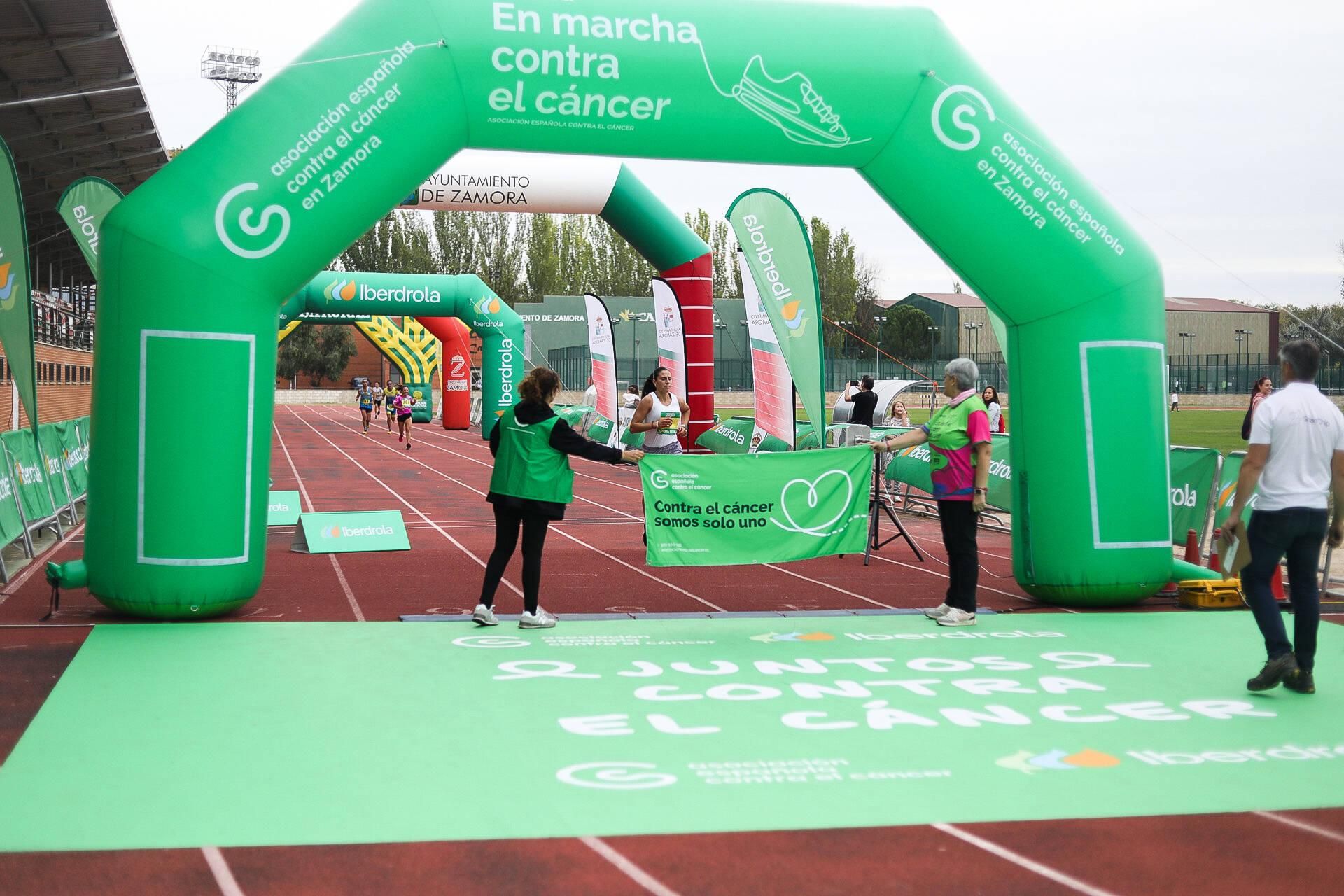 GALERÍA | Búscate en la carrera "Mucho x Vivir" contra el cáncer en Zamora