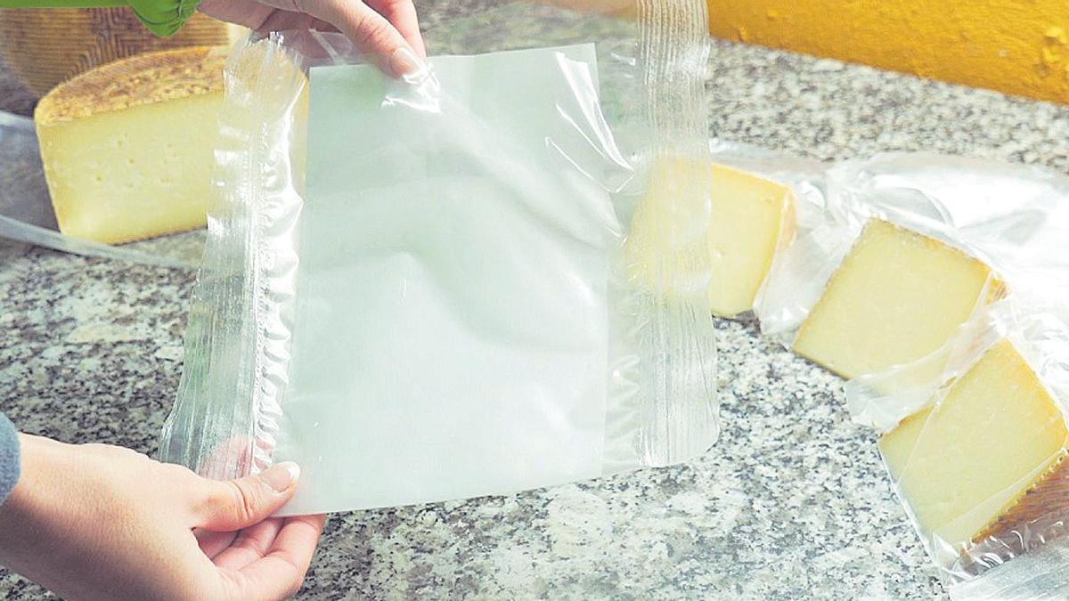 El envase con el suero lácteo que alarga la vida útil del queso
