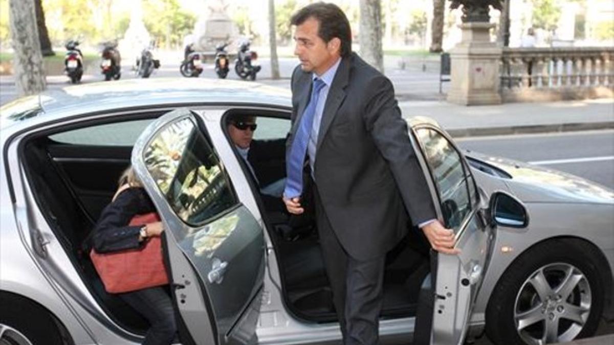 Lluís Corominas, en junio del 2011, camino del primer juicio en la Audiencia de Barcelona.