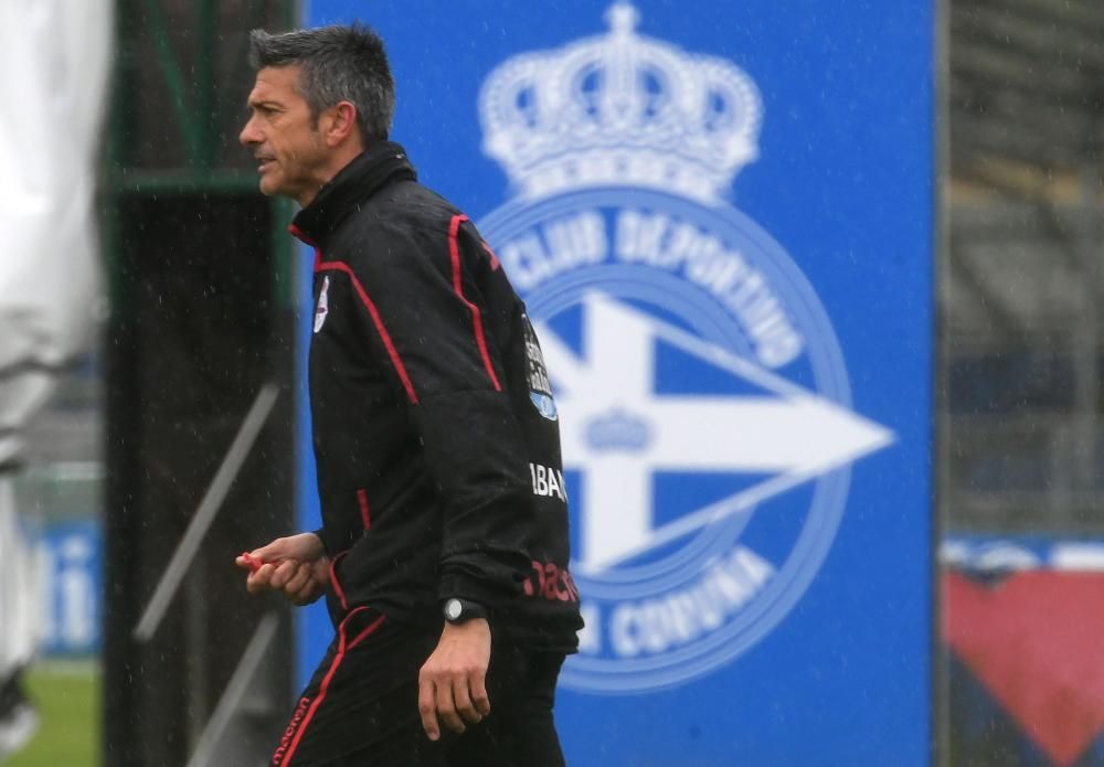 El técnico José Luis Martí programa una sesión de una hora de duración con el objetivo de dosificar las fuerzas de sus futbolistas.