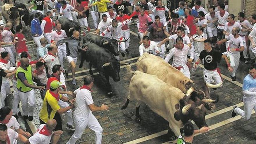 Los toros de José Escolar ponen la parte racional en un encierro lluvioso