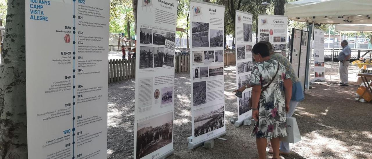 Els actes del centenari van començar amb una exposició de fotos i material de l’època. | A. VEÏNS DE VISTALEGRE I C.CARME