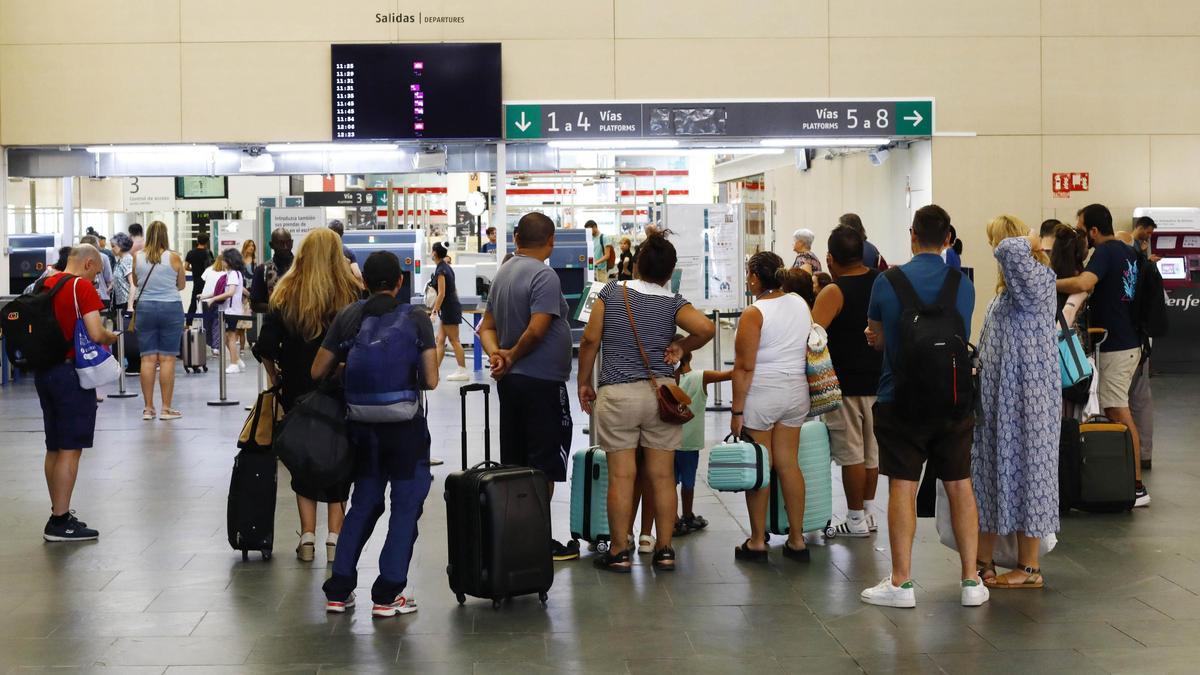 El turismo masificado afecta en Aragón a municipios como Alquézar, Albarracín, Torla-Ordesa y Sallent de Gállego.