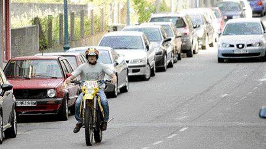 El parque móvil de Bueu continúa creciendo año tras año. / marcos canosa