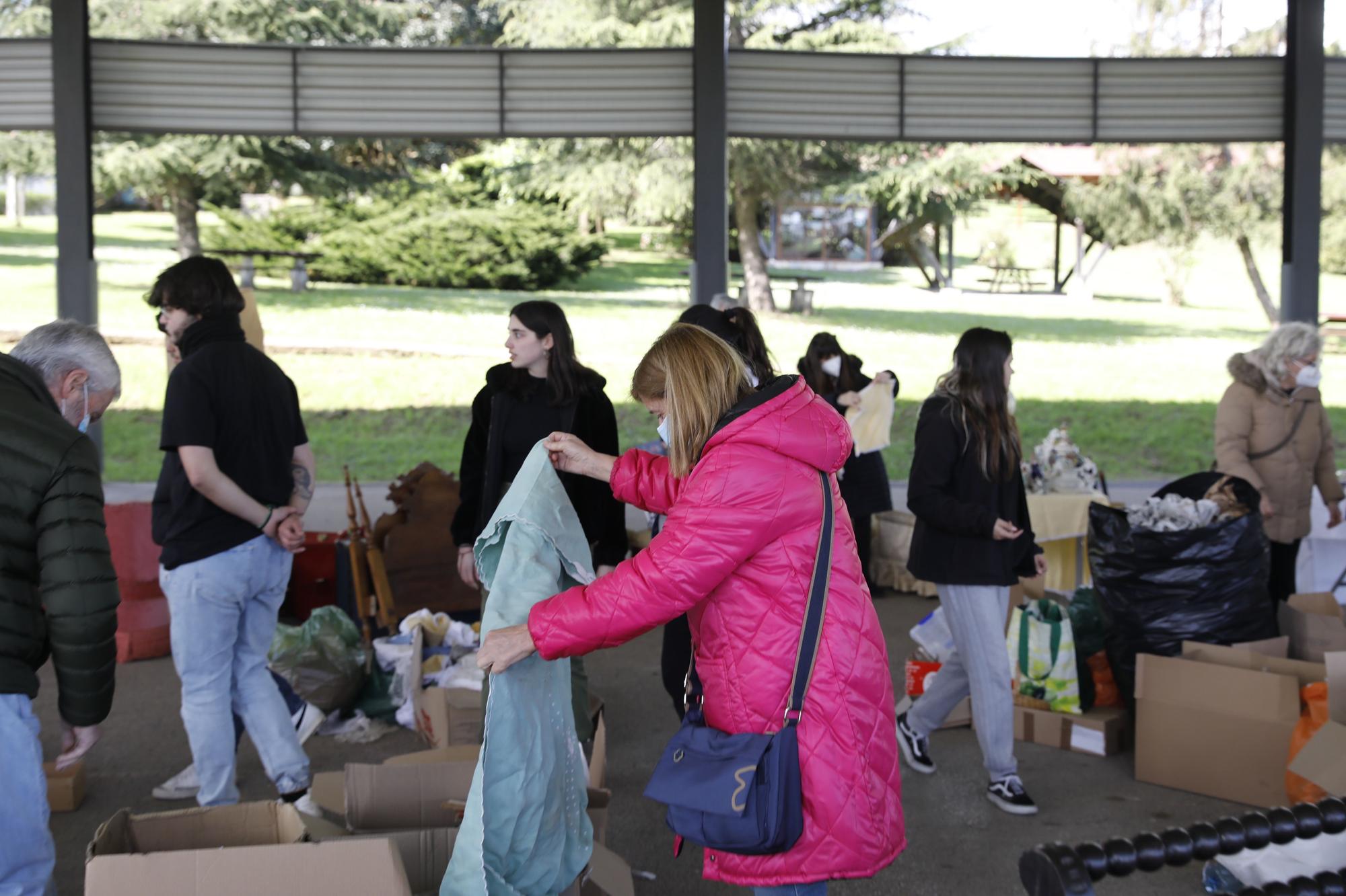 En imágenes: Rastrillo solidario en beneficio de la residencia de Cimadevilla