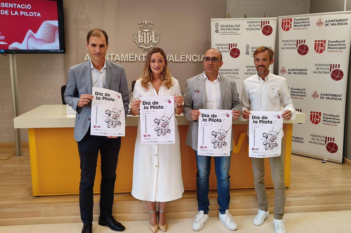 Luis Cervera, Rocío Gil, Vicent Molines i Gabi Aranaz, vicepresident d'Esports de Junta Central Fallera