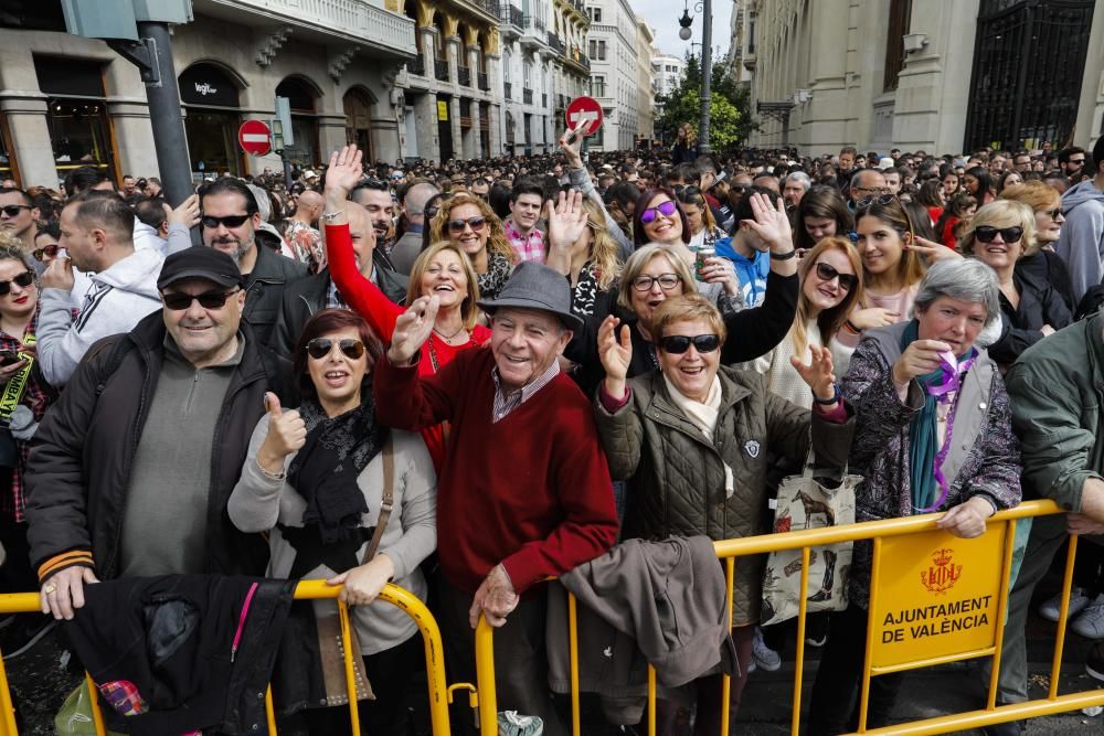 Búscate en la mascletà del 8 de marzo