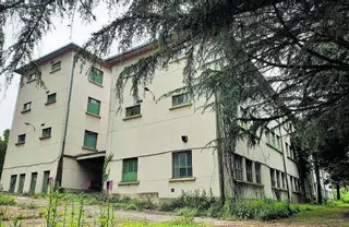 La Xunta renuncia al pabellón deportivo en la ETEA para ampliar la residencia