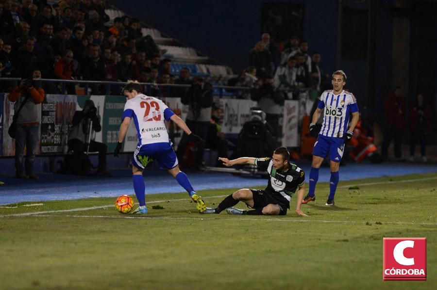 El Córdoba CF vence a una débil Ponferradina.