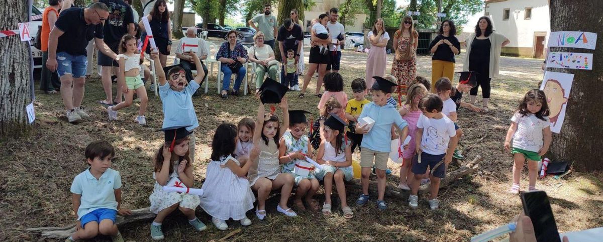 Fiesta de la escuela de Donramiro.