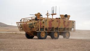 Blindado Pars IV con jaula anti granadas, de FNSS, la apuesta turca en la franja de vehículos de ataque 6x6