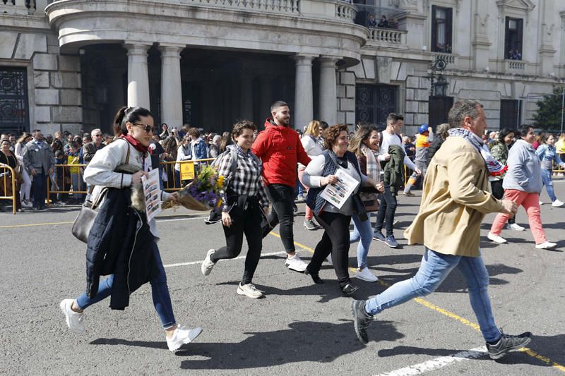 Búscate en la mascletà del 3 de marzo