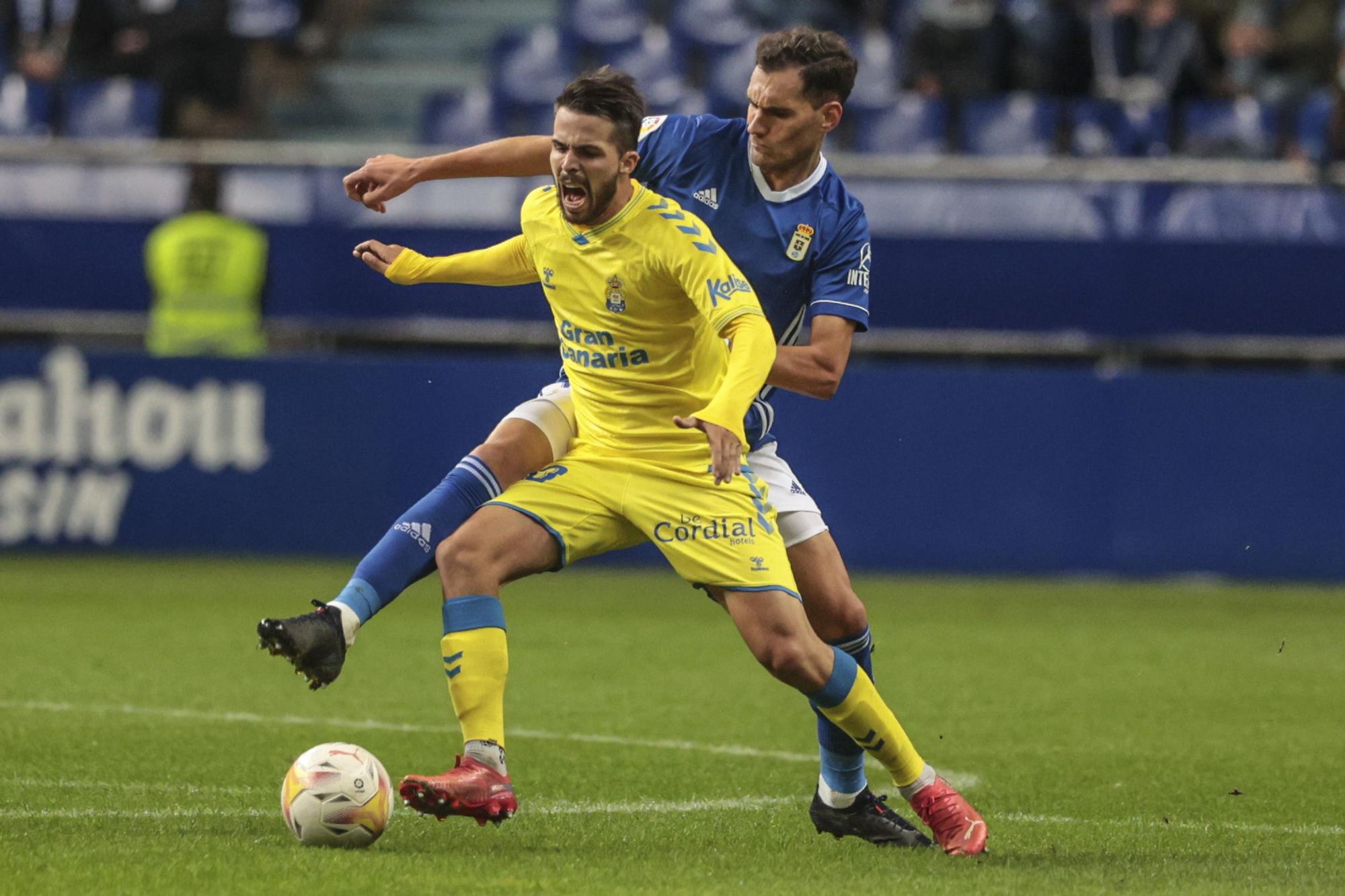 En imágenes: así fue el empate entre el Real Oviedo y Las Palmas