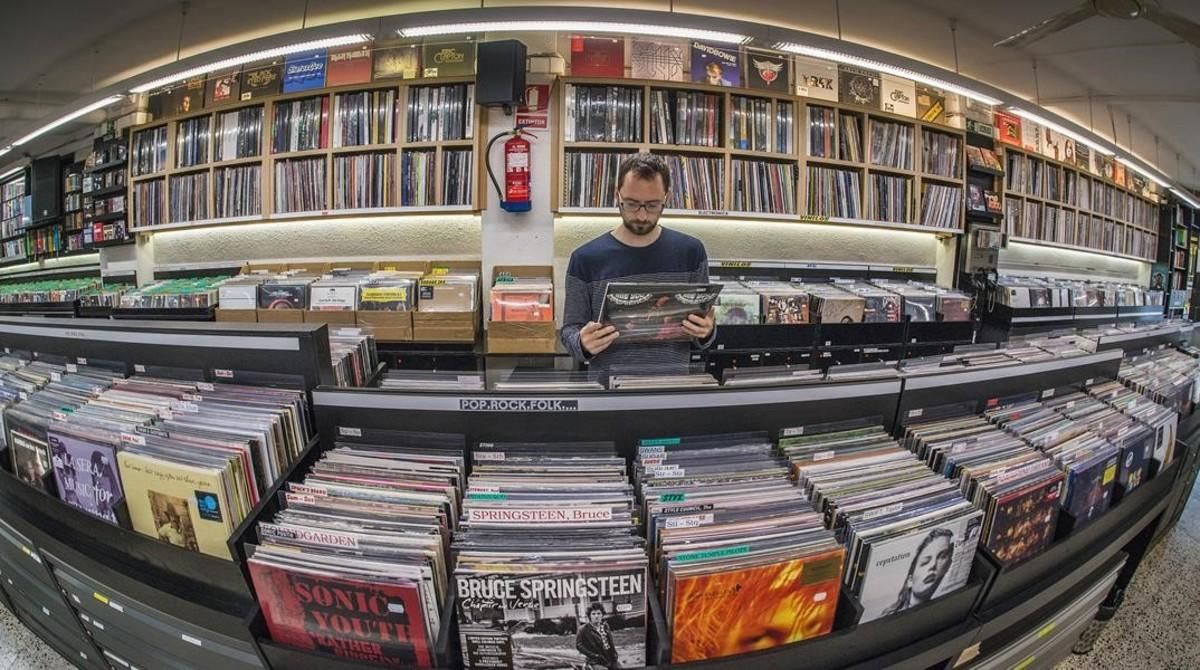 lainz43247985 barcelona  09 05 2018 auge de los discos de vinilo  tienda d180514161252