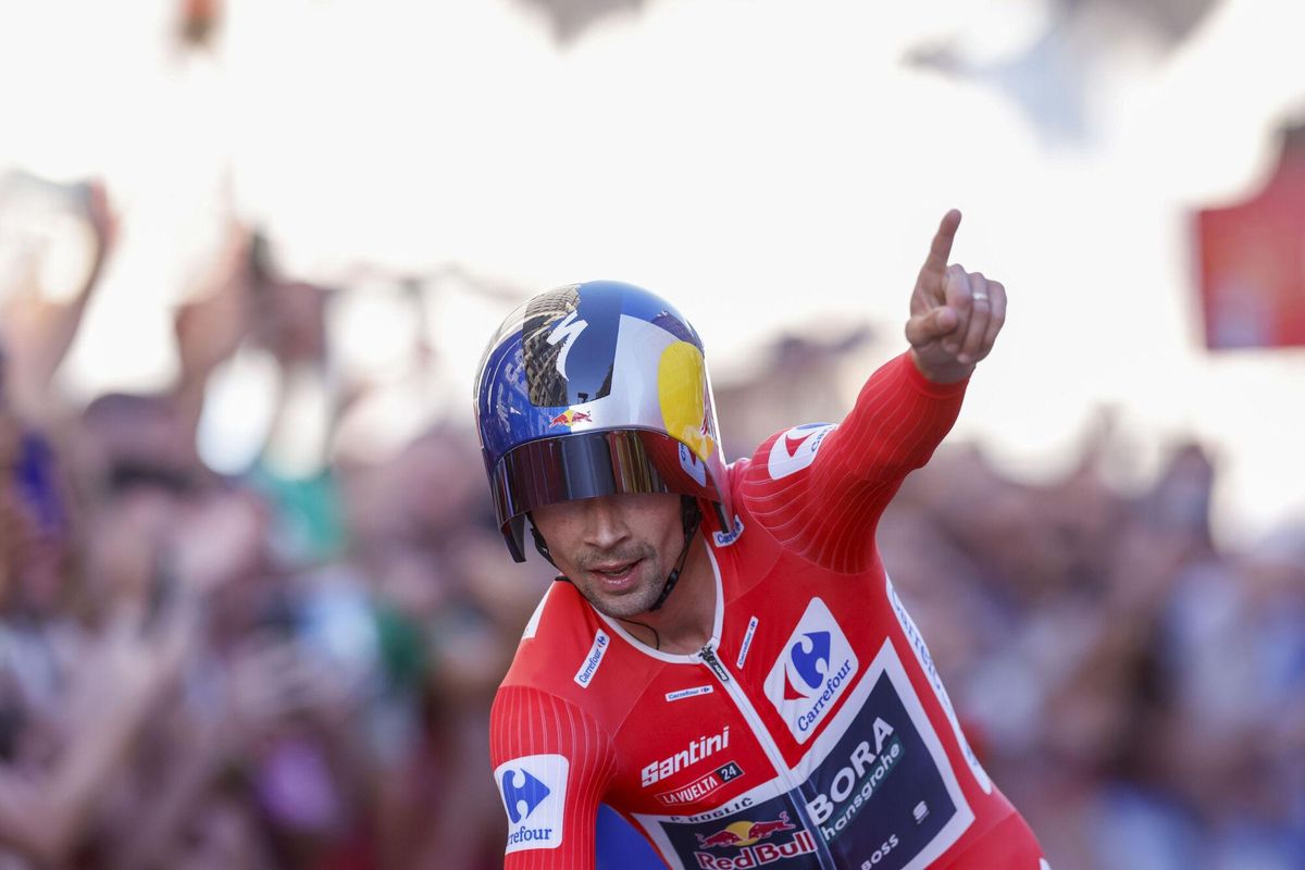 MADRID, 08/09/2024.- El ciclista esloveno del Bora Primoz Roglic, entra en meta como ganador de La Vuelta a España 2024, tras la contrarreloj individual de la última etapa con un recorrido de 24,6 KM con salida y llegada en Madrid.- EFE/ Javier Lizón. *****SOLO USO EDITORIAL/SOLO DISPONIBLE PARA ILUSTRAR LA NOTICIA QUE ACOMPAÑA (CRÉDITO OBLIGATORIO) ***** CICLISMO. LA VUELTA CICLISTA A ESPAÑA 2024. GANADOR