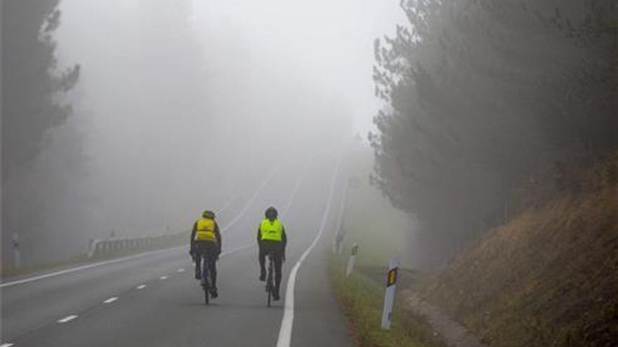 Cielos nubosos sin descartar precipitaciones débiles ocasionales