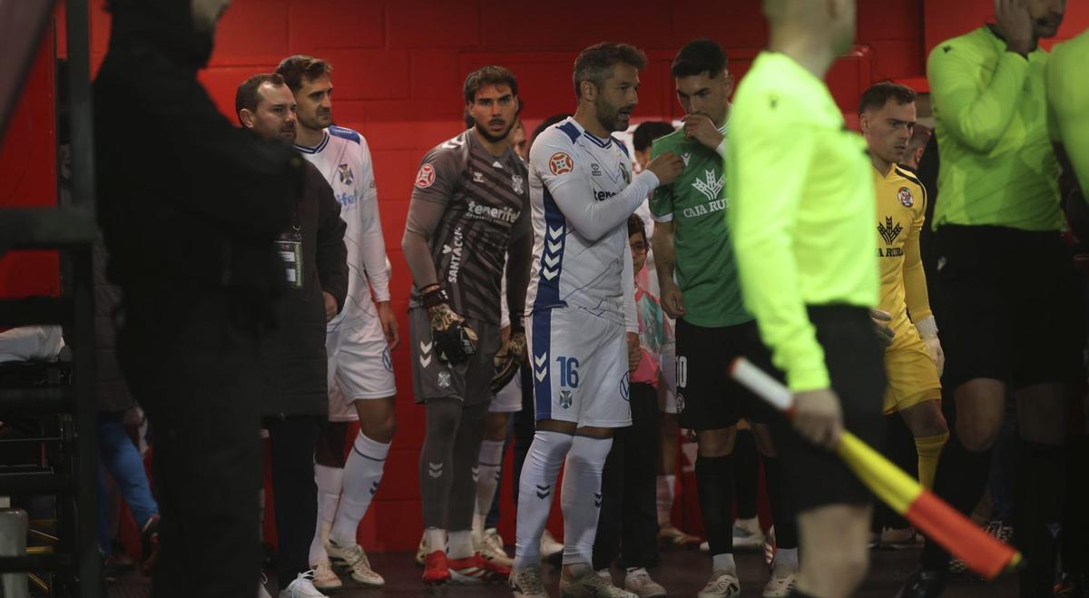 Productos oficiales por solo seis euros | AGENCIA LOF