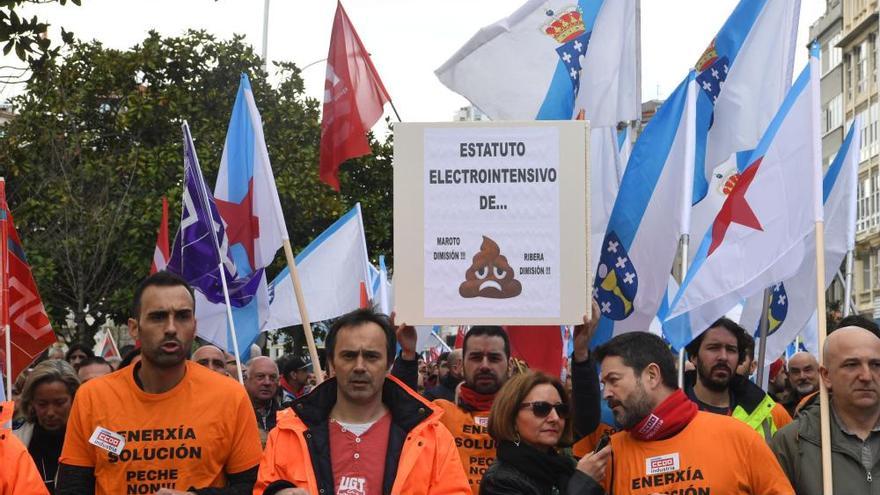 Protesta de trabajadores de Alu Ibérica