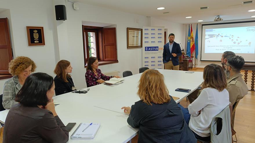 Bruno López, director general de Asturex: &quot;El tejido empresarial de Siero es perfectamente capaz de competir internacionalmente&quot;