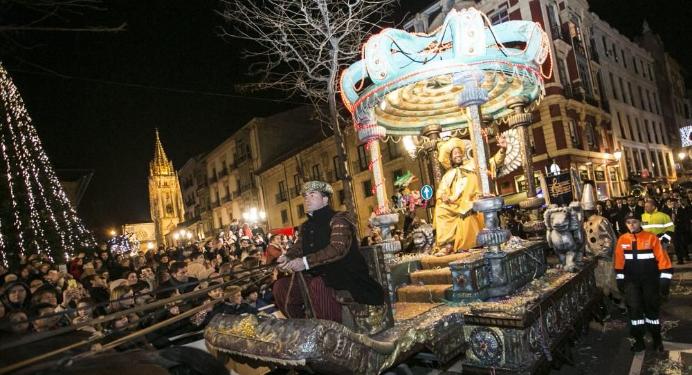 Cabalgata de los Reyes Magos en Oviedo