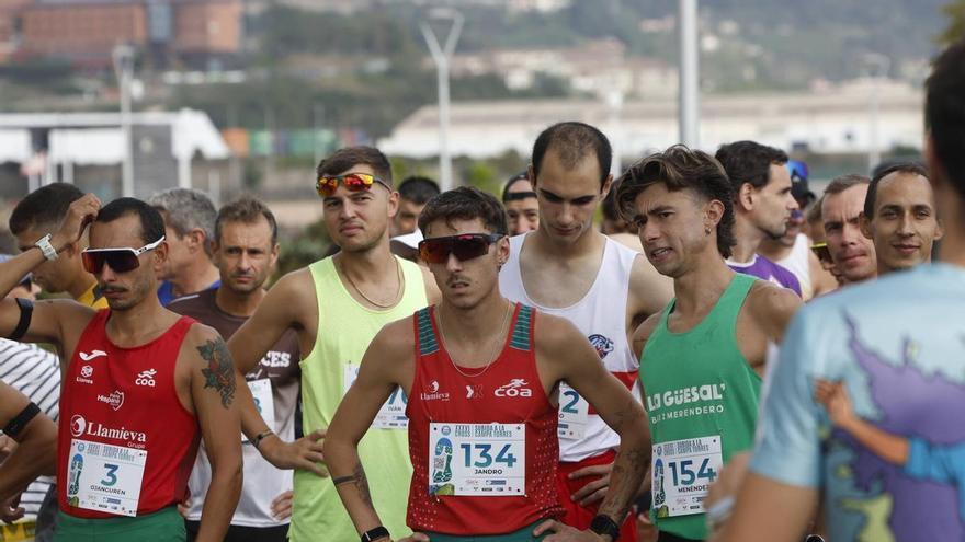 La popular subida a la Campa Torres de Gijón, en imágenes