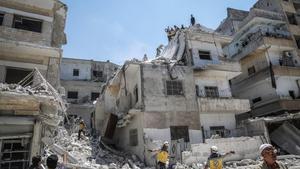 La provincia de Idlib ha sido arrasada por los bombardeos de aviones del régimen de Damasco y de Rusia.