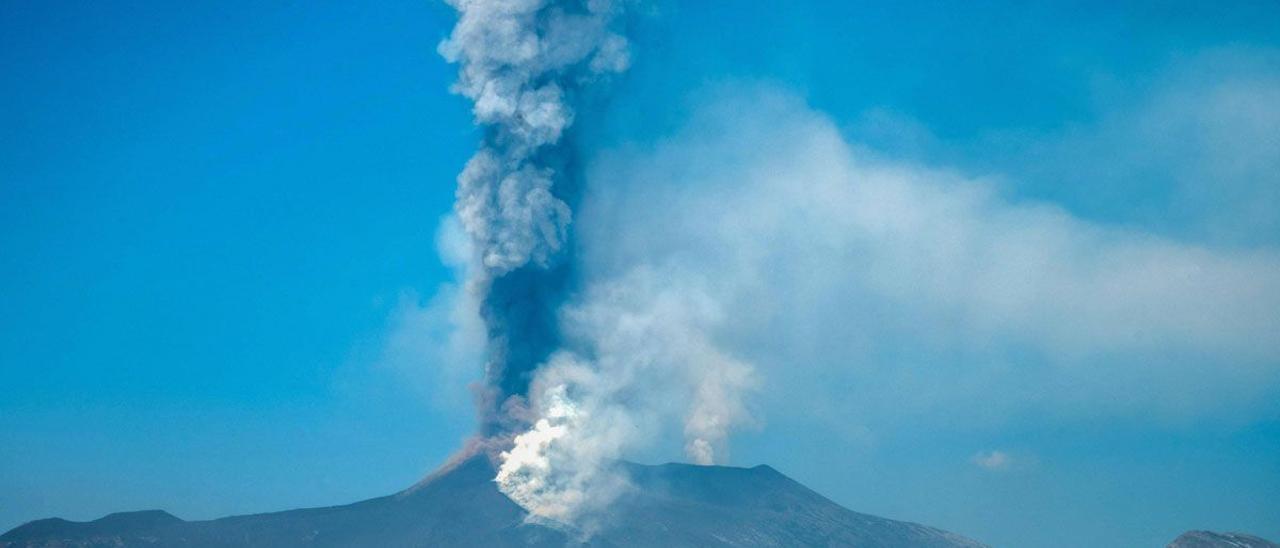 El Etna, en la erupción de febrero 2022.