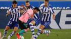 La imagen reflejó lo que fue el partido: Messi rodeado de tres rivales
