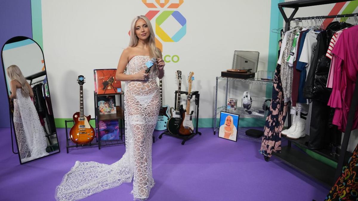 Ana Mena, Bad Gyal o Estopa donan objetos personales para ayudar a los afectados por la DANA de Valencia.