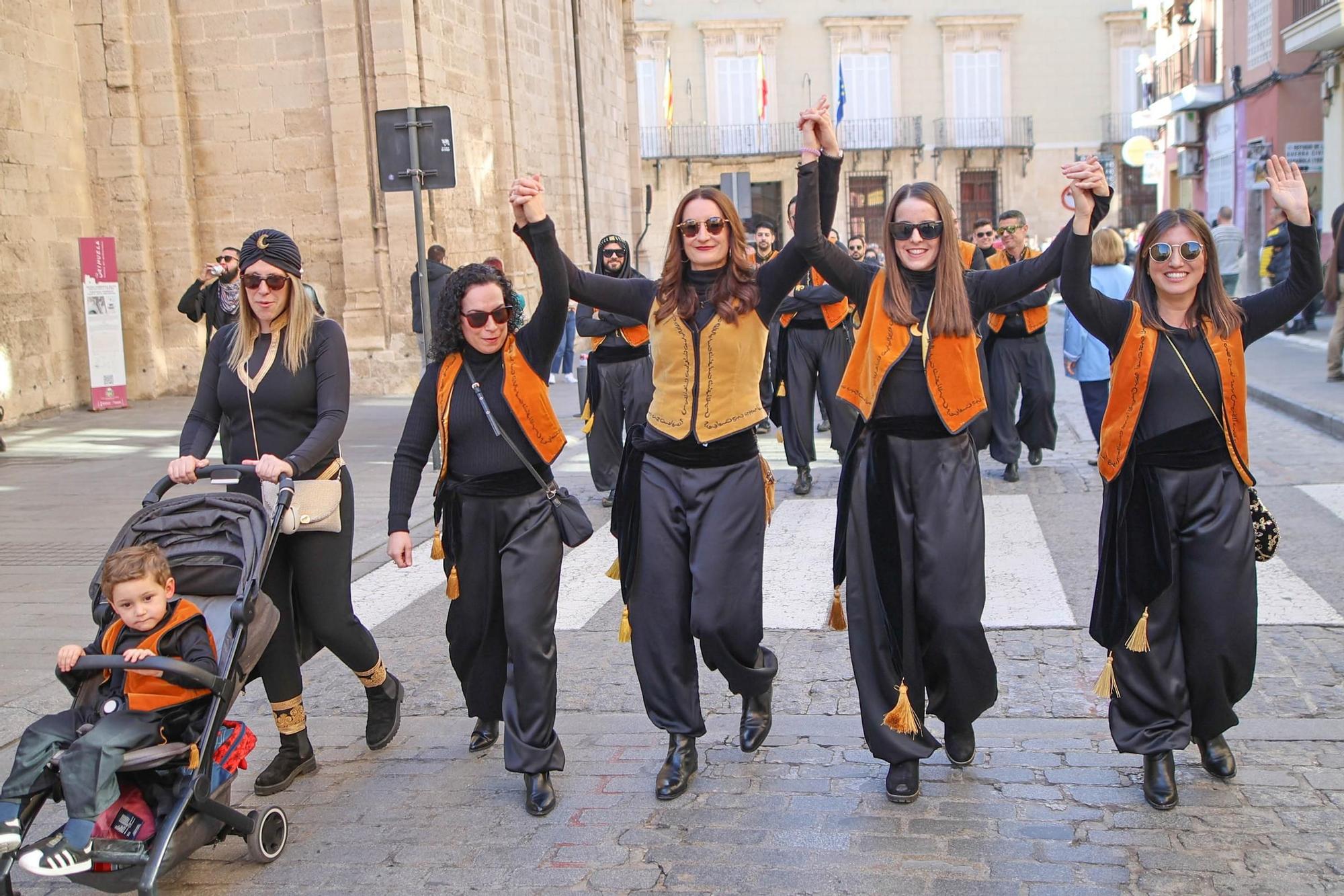 Desfile del Medio Año Festero en Orihuela