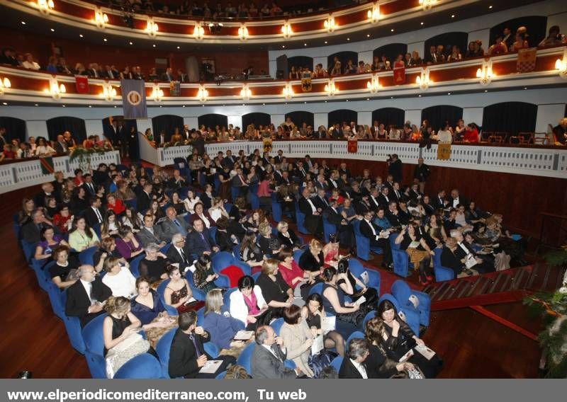 GALERÍA DE FOTOS - Proclamación de Na Violant en el Teatro